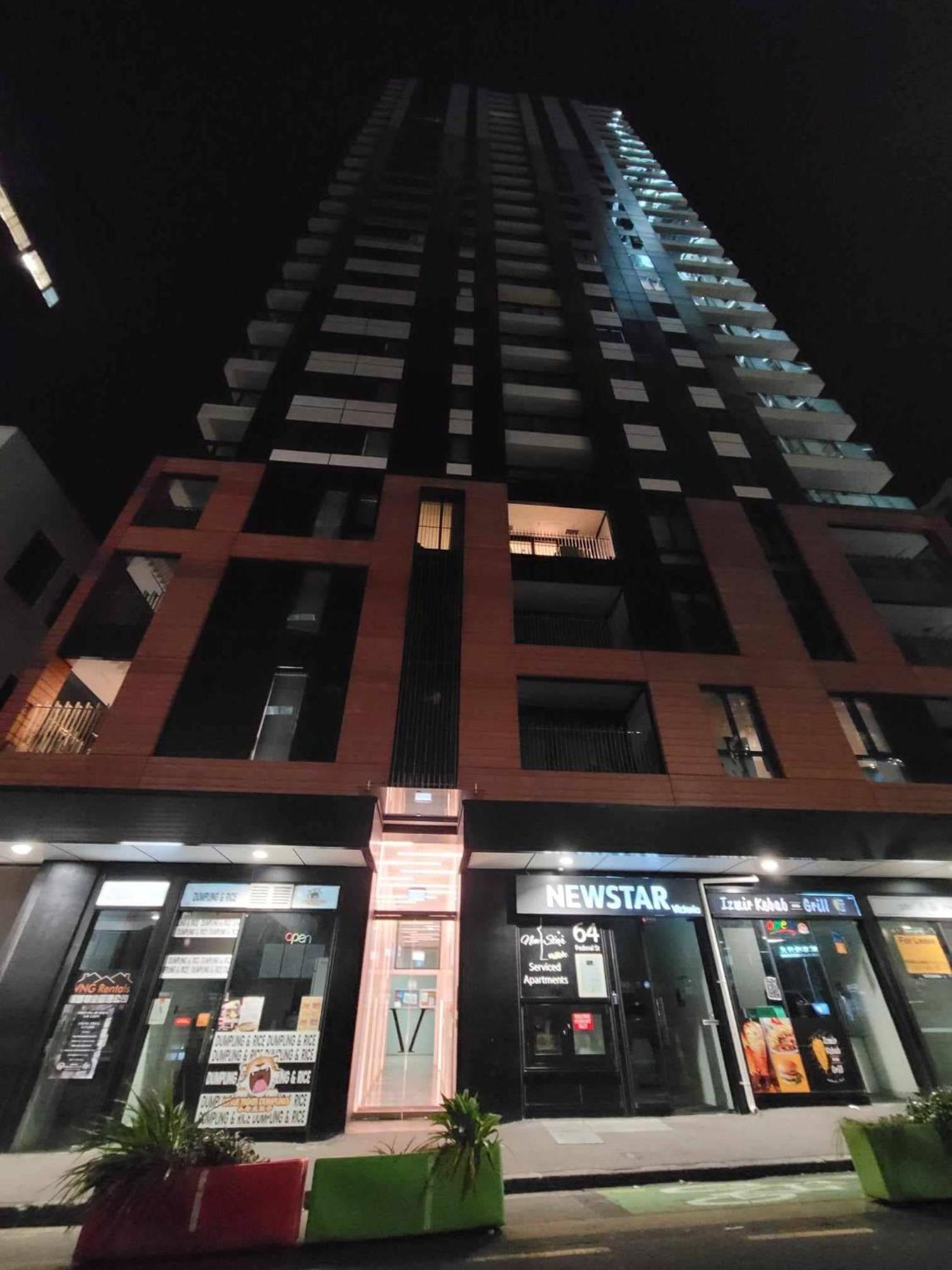 Sky Tower Just Next Door Apartment โอ๊คแลนด์ ภายนอก รูปภาพ